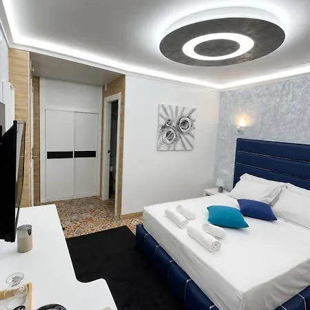 Boutique Galeon Hotel