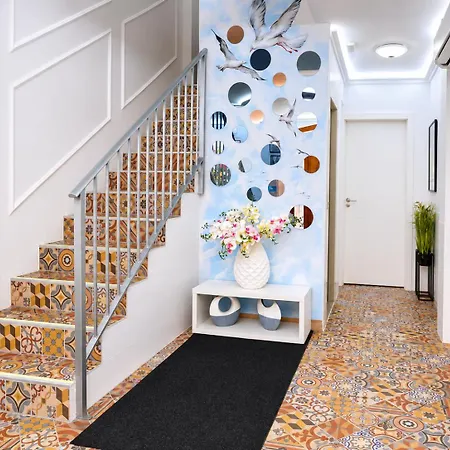 Boutique Galeon Hotel